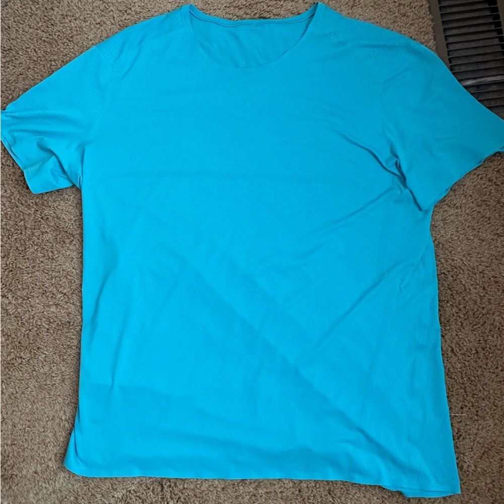 Lululemon Limited Edition Fast and Free Shirt (L OR XL)
